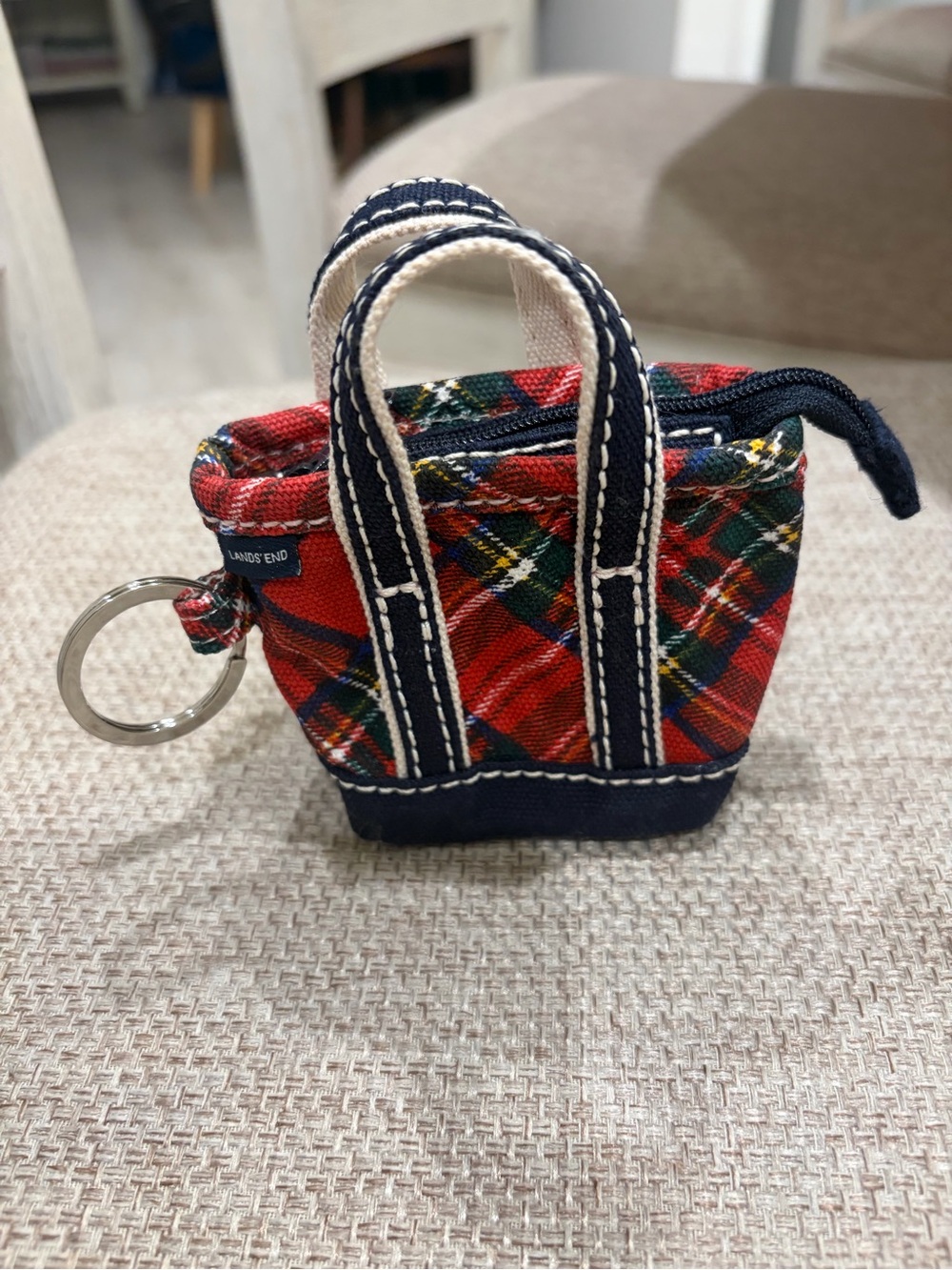 New Rare Lands' End Red Plaid Mini Tote Keyring with Navy Trim